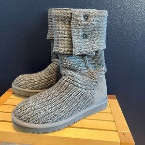 UGG Cardy Grey Sweater Boots Women’s Size 7 Cardy Gray Rolled Cuffed Knit Boots